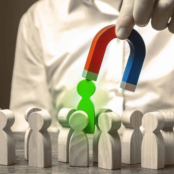 Quels critères prendre en compte pour sélectionner son fournisseur de ballon gonflable personnalisé ?